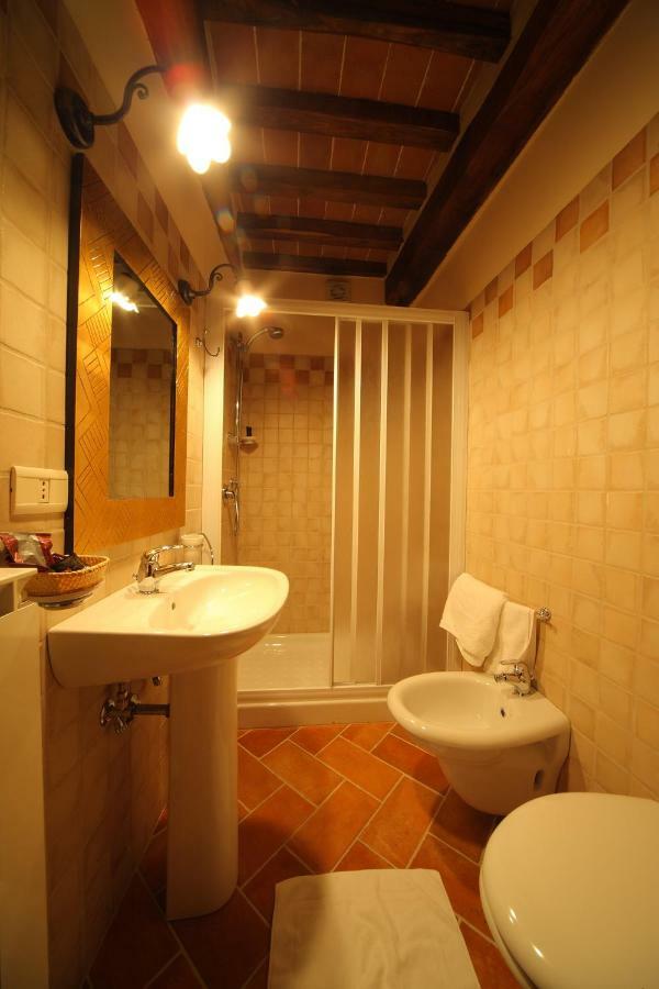 La Casa Del Calzolaio Inn